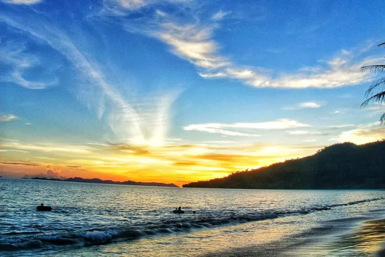 Pantai Pandan, Surga Tersembunyi di Sumatera Utara